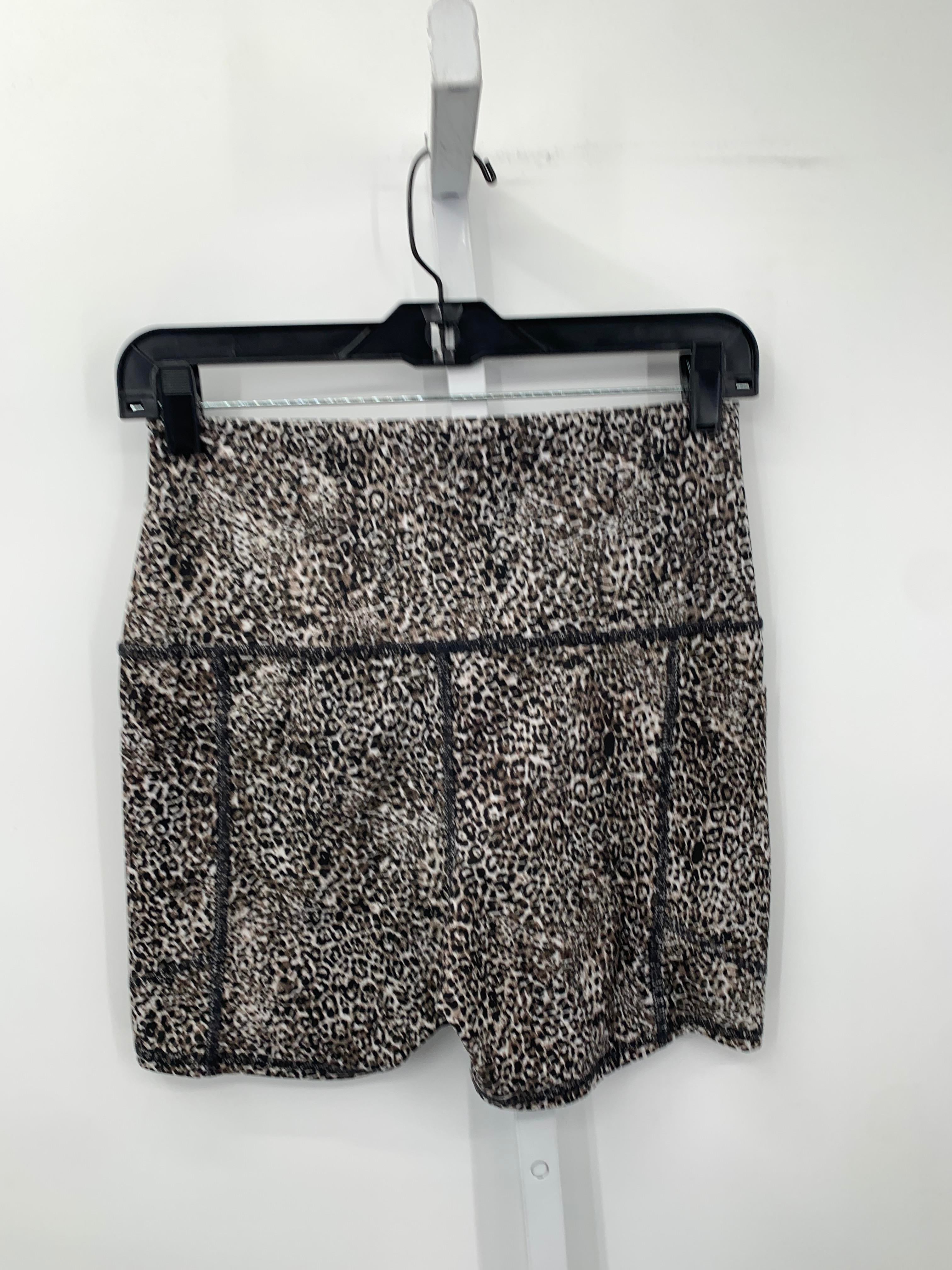 Size Medium Misses Shorts
