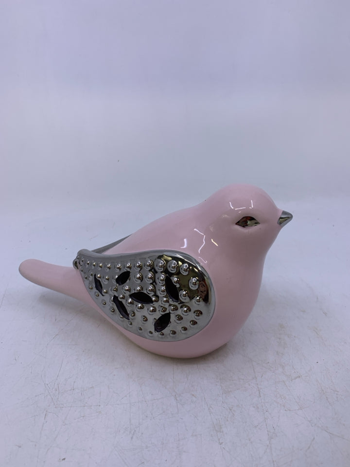 CERAMIC BIRD W/ SILVER WINGS POPERY.