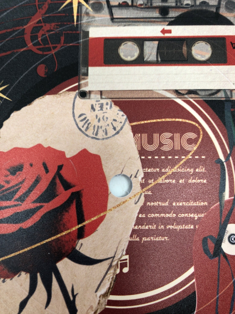 4 RETRO MUSIC FOAM RECORDS WALL DECOR.