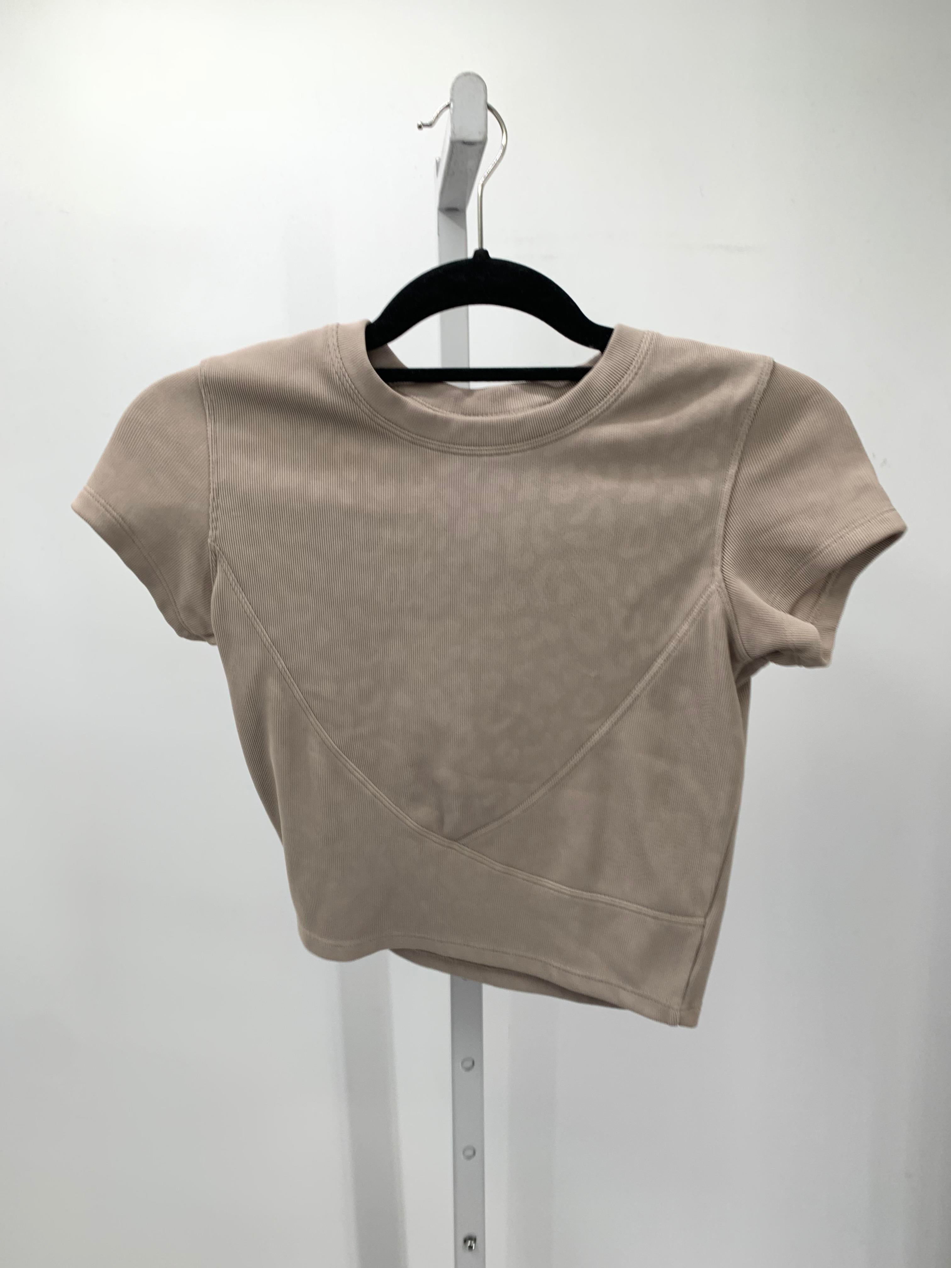 Size Small Misses Short Sleeve Shirt