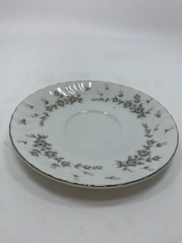 24pc VTG STYLE HOUSE FLORAL FINE CHINA SET- svc 6.