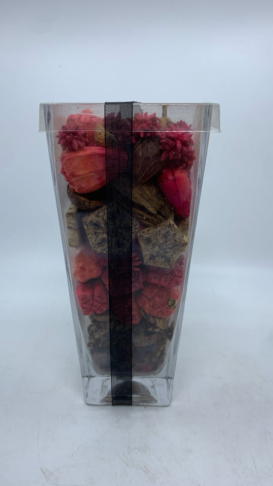 APPLE CINNAMON POTPOURRI.