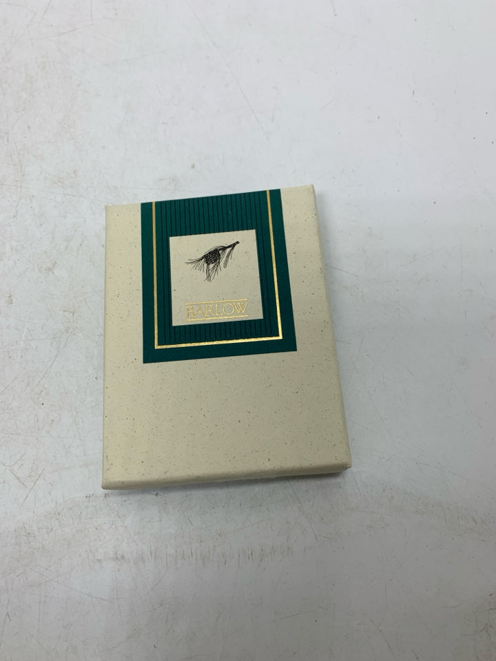 BARLOW BELMONT ORNAMENT IN BOX.