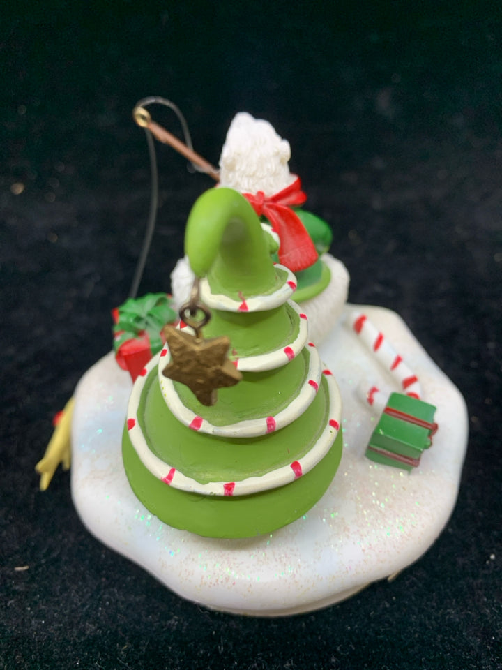POLAR BEAR FISHING CANDLE TOPPER.