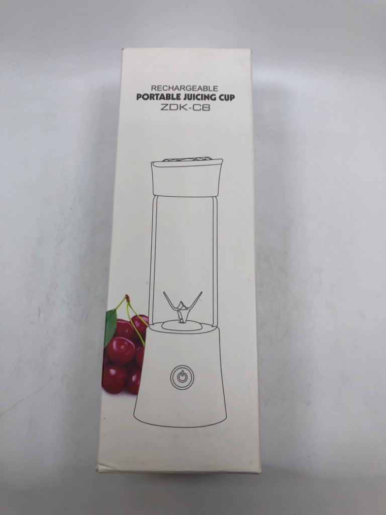 NIB RECHARGEABLE PORTABLE JUICING CUP.