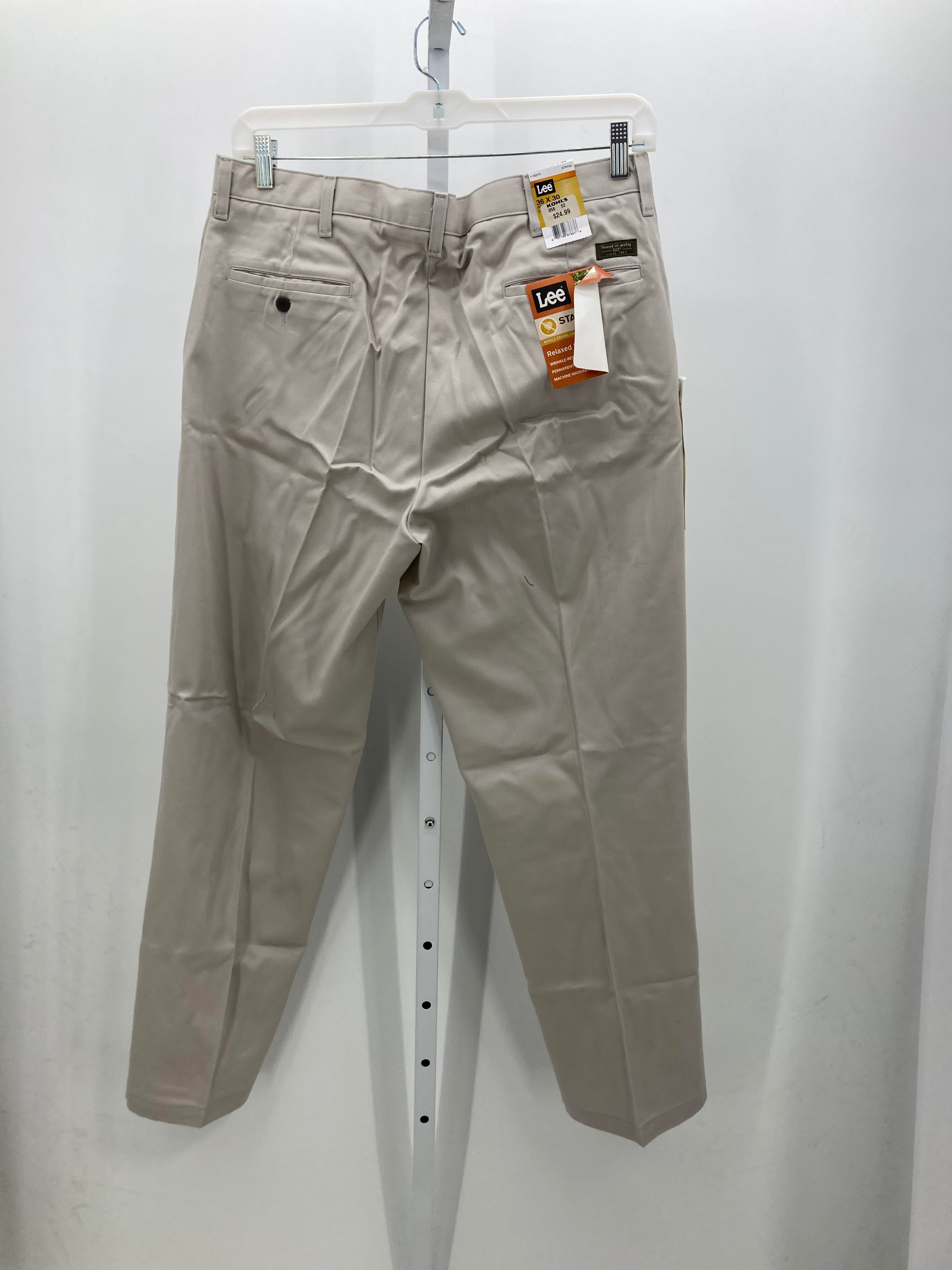 NEW FLAT FRONT RELAXED FIT