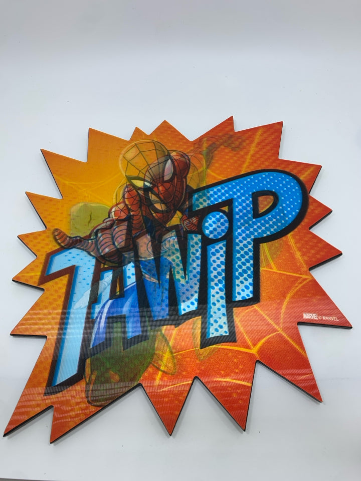 "THWIP" SPIDERMAN MOVING STARBURST WALL-HANGING.