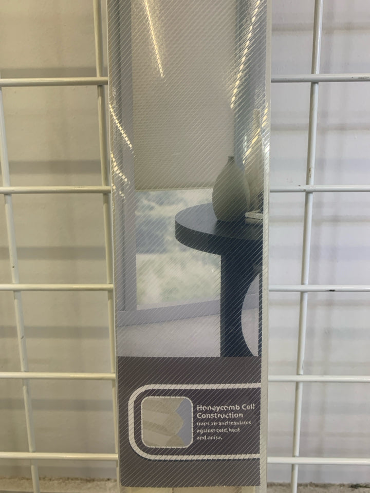 NIB CORDLESS CELLULAR HONEYCOMB SHADE INSOLA.