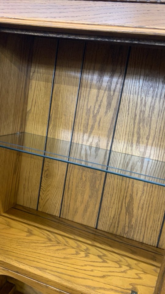 VTG OAK REX FURNITURE CHINA CABINET.