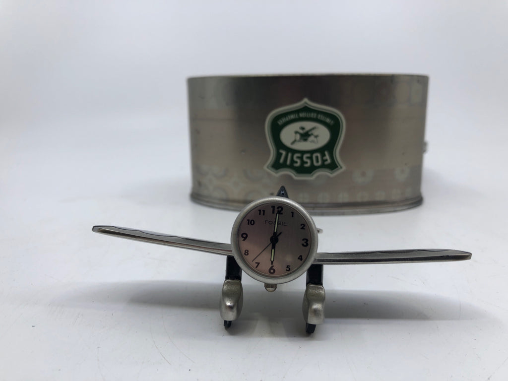 SMALL FOSSIL AIRPLANE DESK CLOCK- IN TIN.