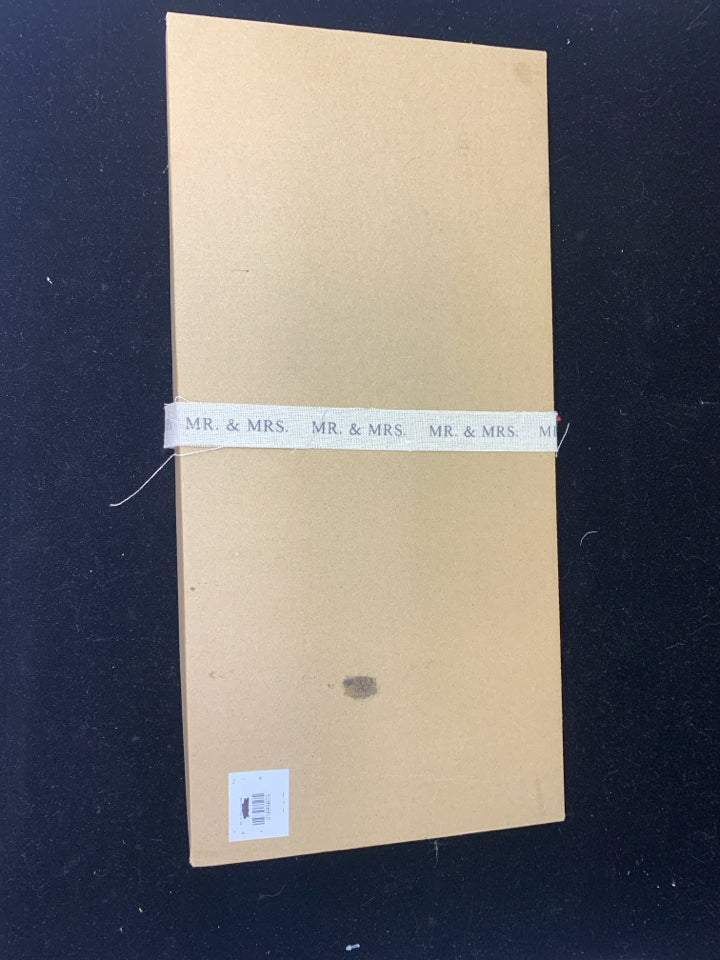 NIB MR AND MRS PLATTER & SPREADER