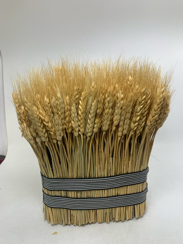 OVAL BUNDLE OF WHEAT.
