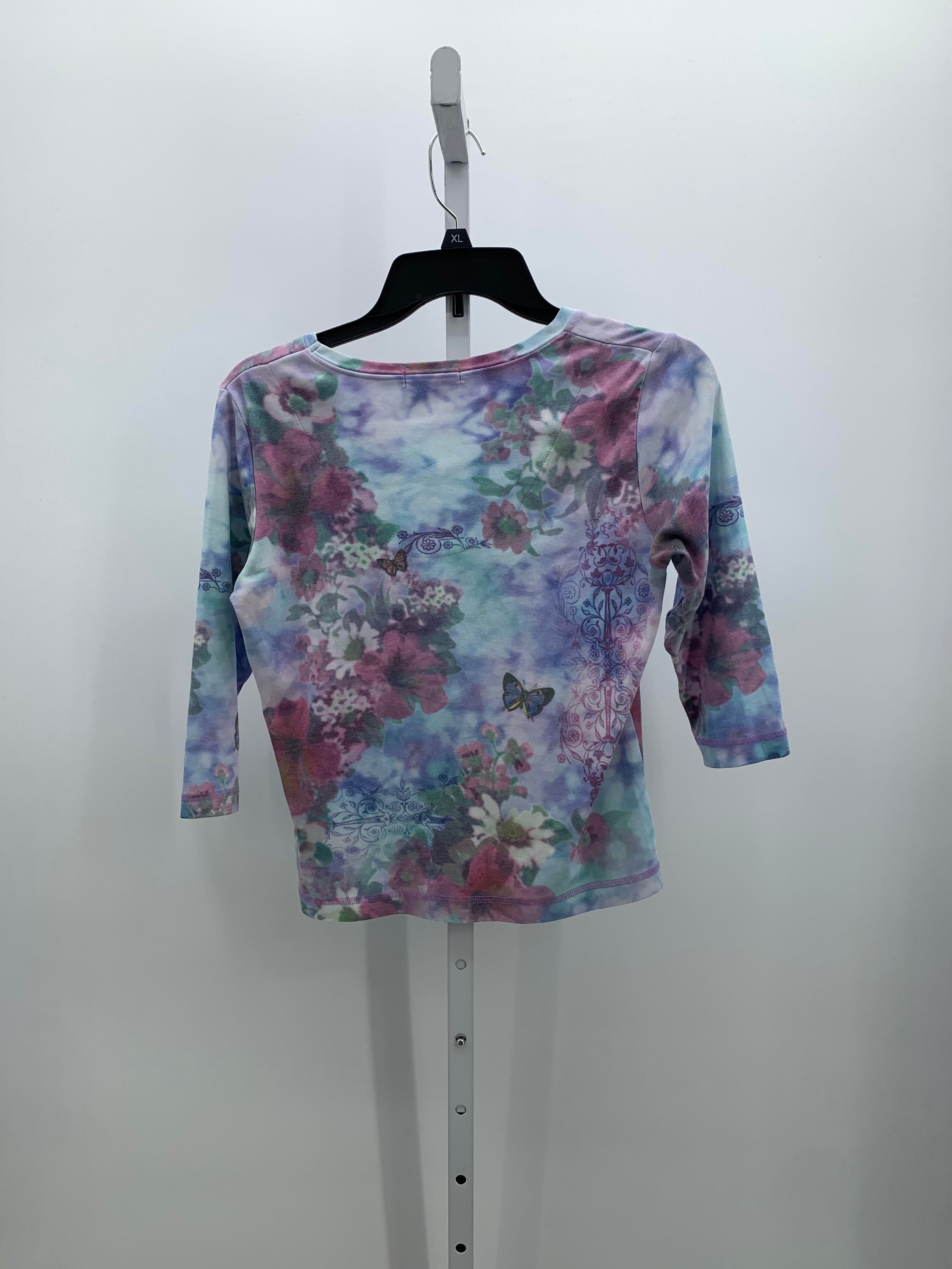 Size Medium Petite Petite 3/4 Sleeve Shirt