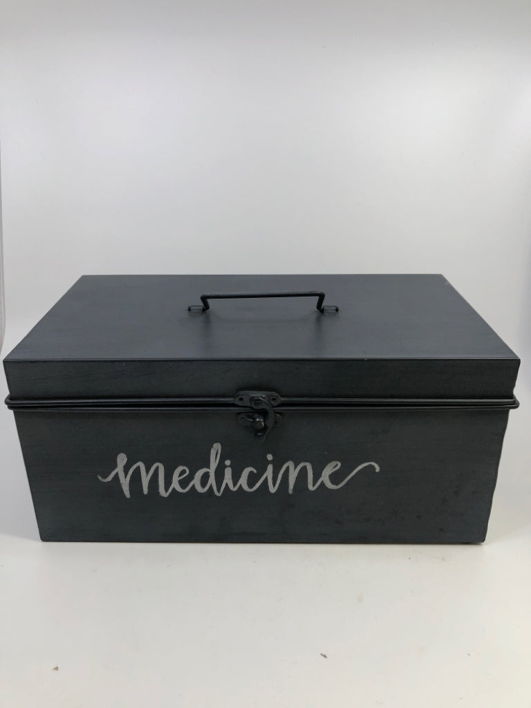 GRAY TIN "MEDICINE" BOX W/LATCH HOOK.