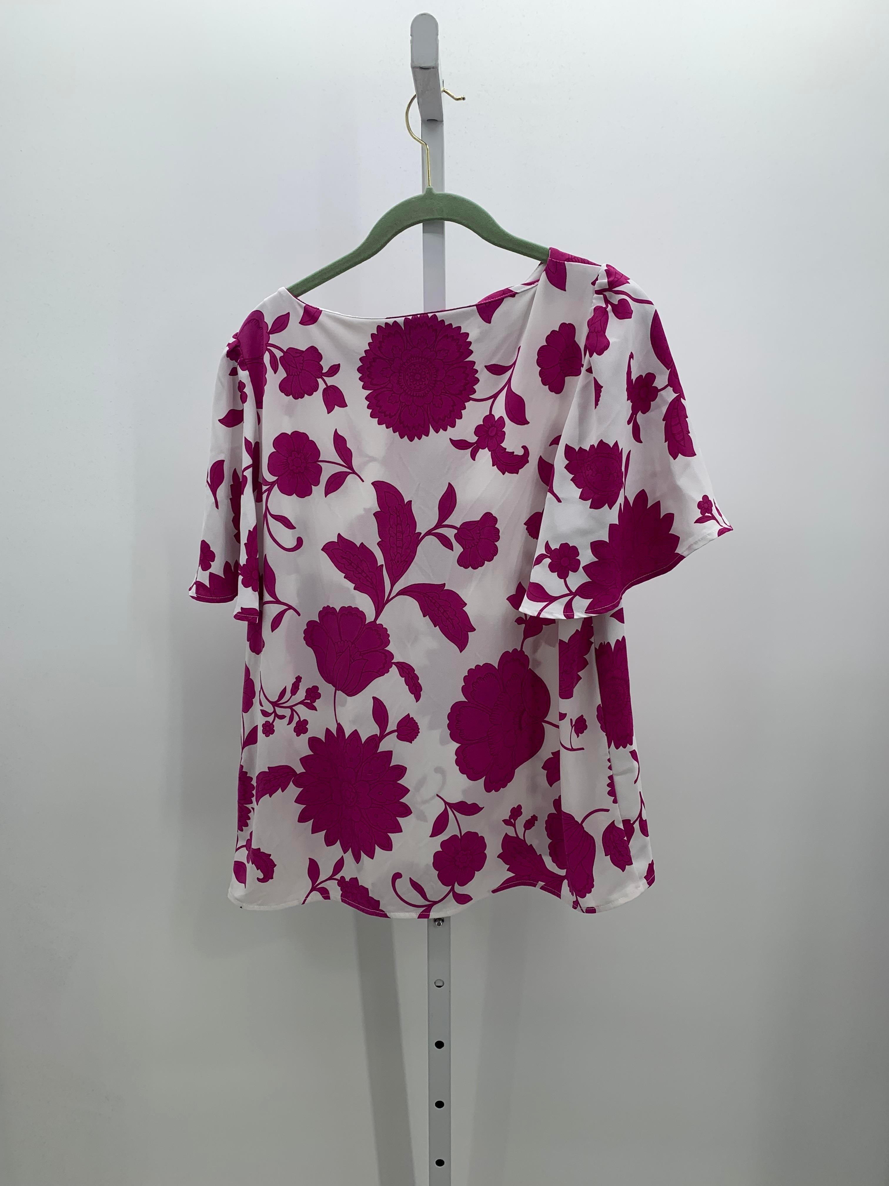 Ann Taylor Size Medium Misses Short Sleeve Shirt
