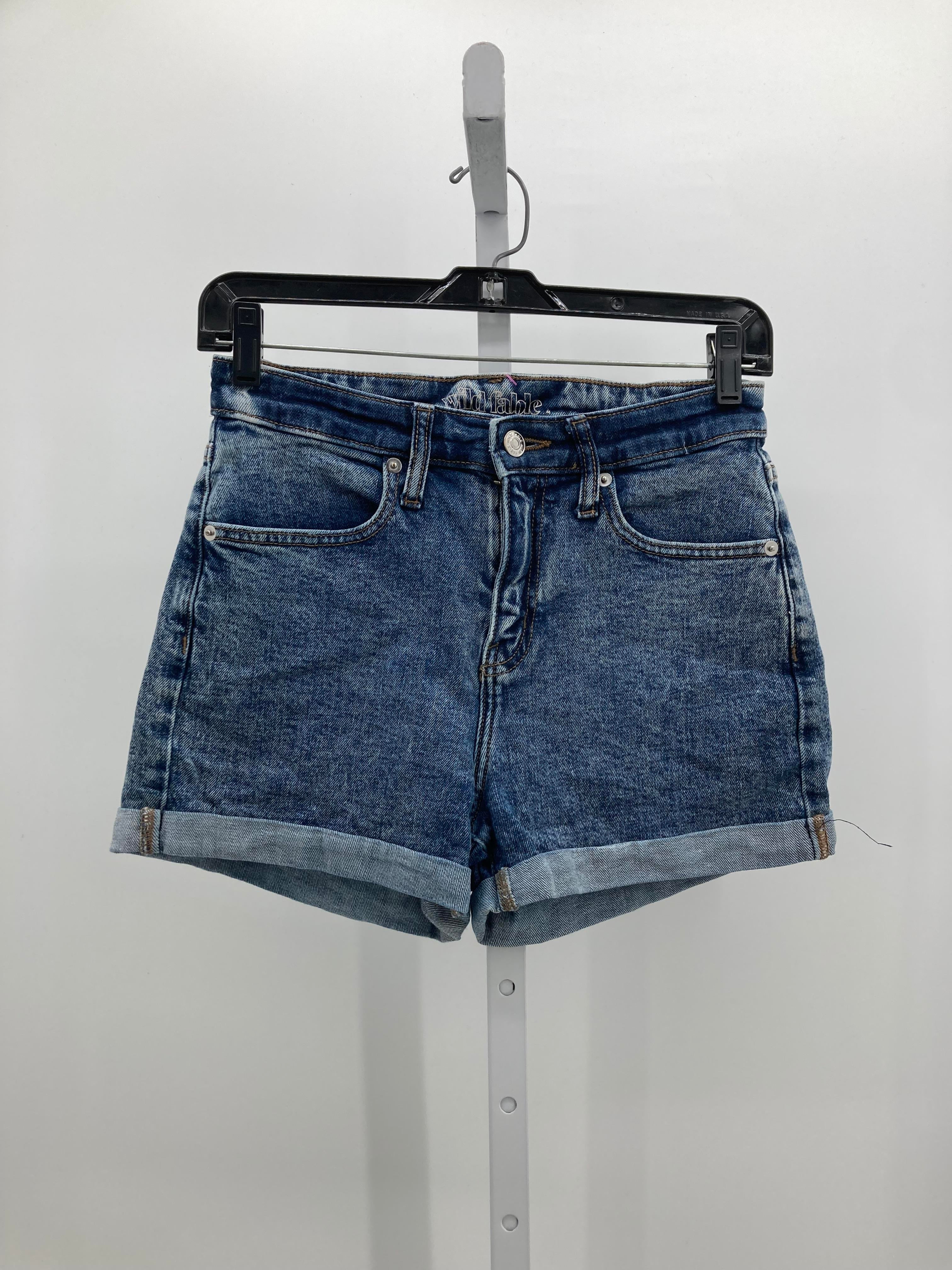 Wild Fable Size 4 Misses Shorts