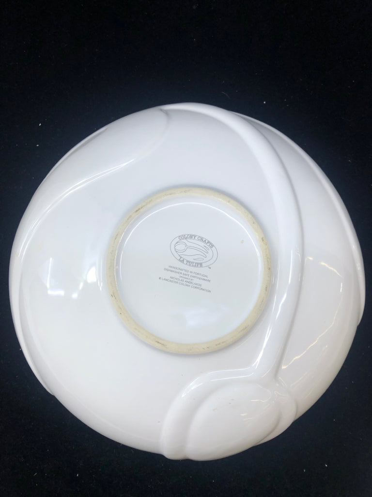 LARGE WHITE TULIP ROUND SERVER BOWL.