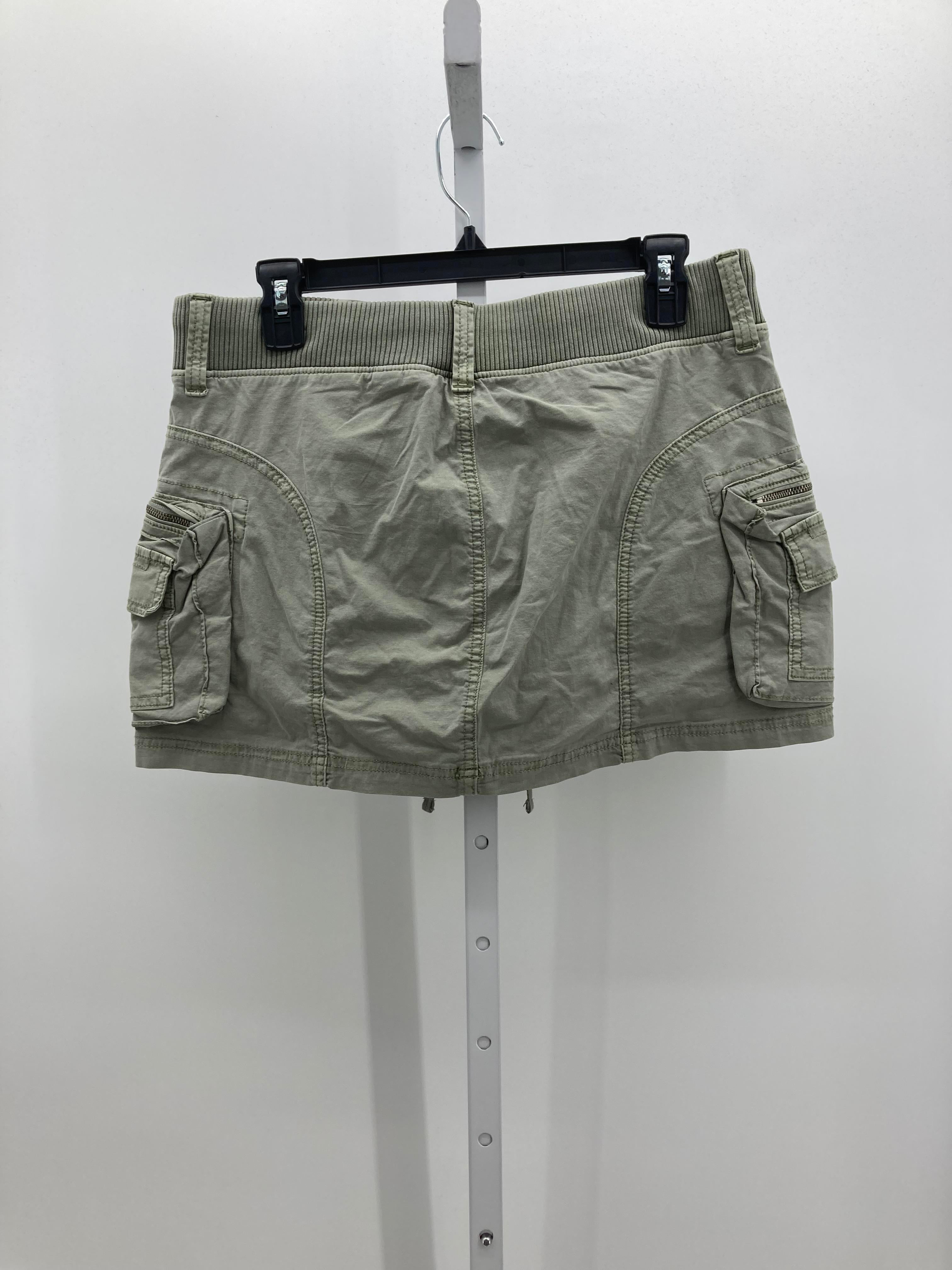 American Eagle Size 8 Juniors Skirt