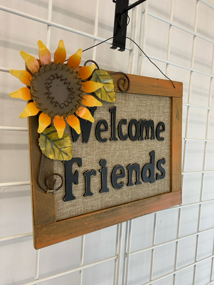 "WELCOME FRIENDS" BURLAP SUNFLOWER SIGN.