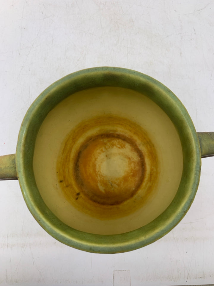 VTG JONQUIL DAFFODILS URN VASE.