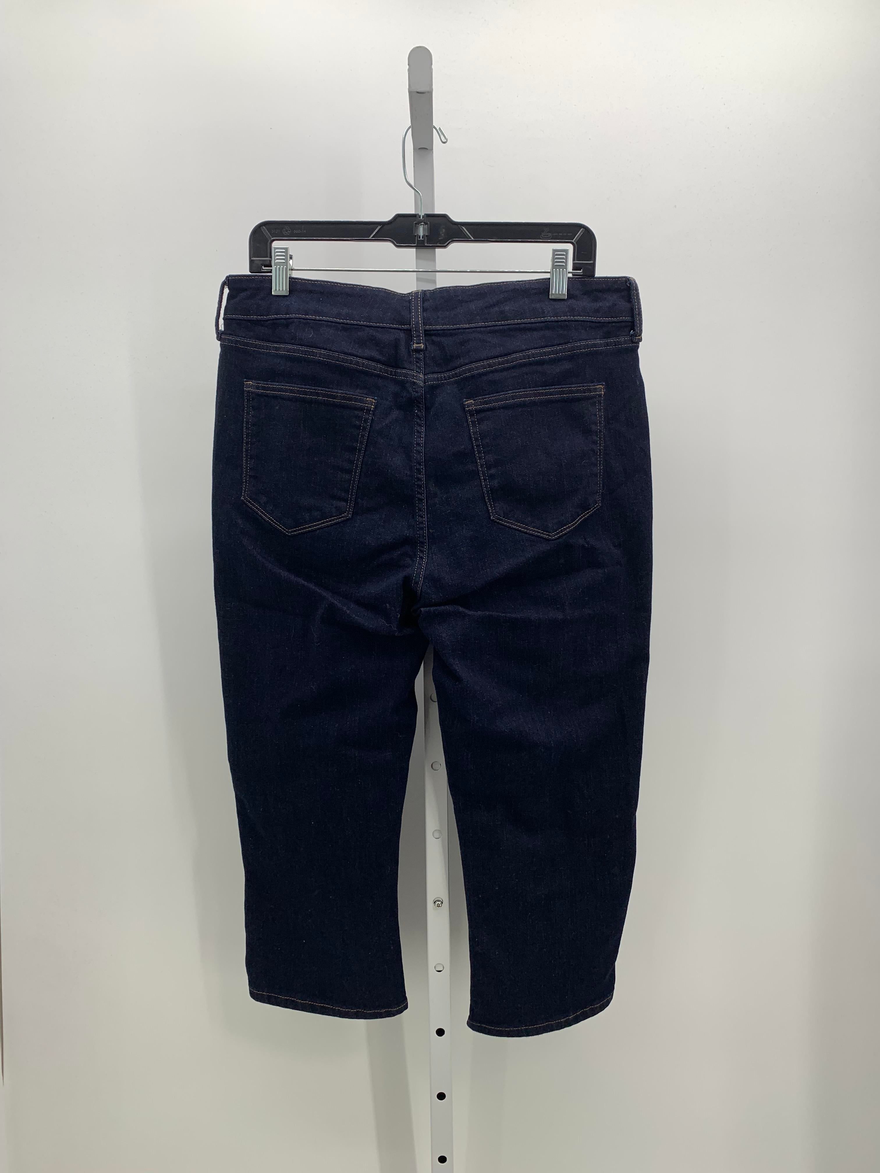 St. Johns Bay Size 14 Misses Capri Pants
