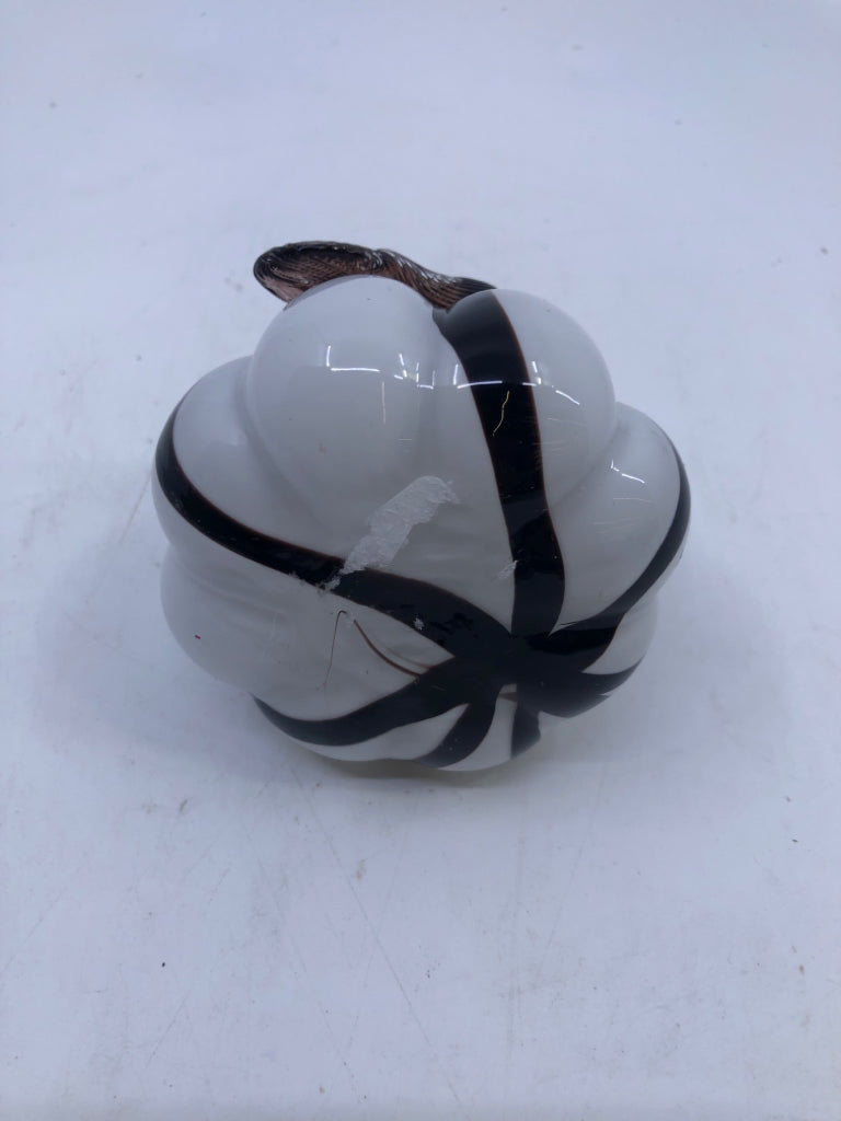 BLACK AND WHITE BLOWN GLASS PUMPKIN.