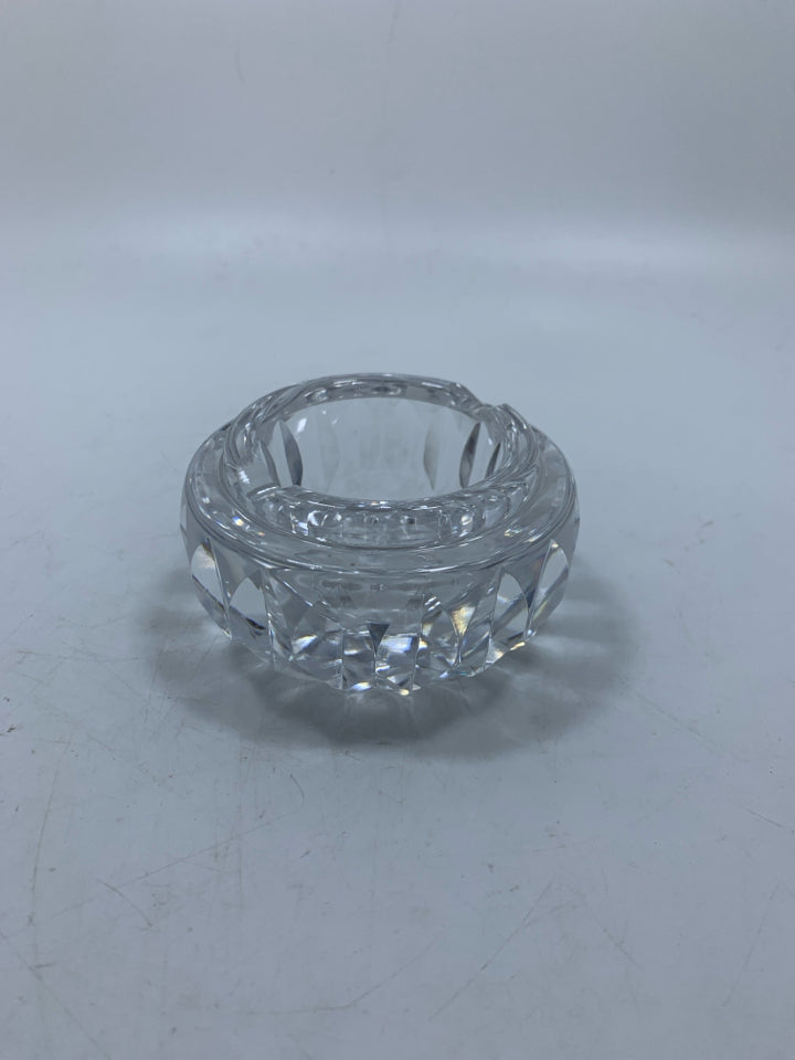 VTG CUT CRYSTAL ASHTRAY.