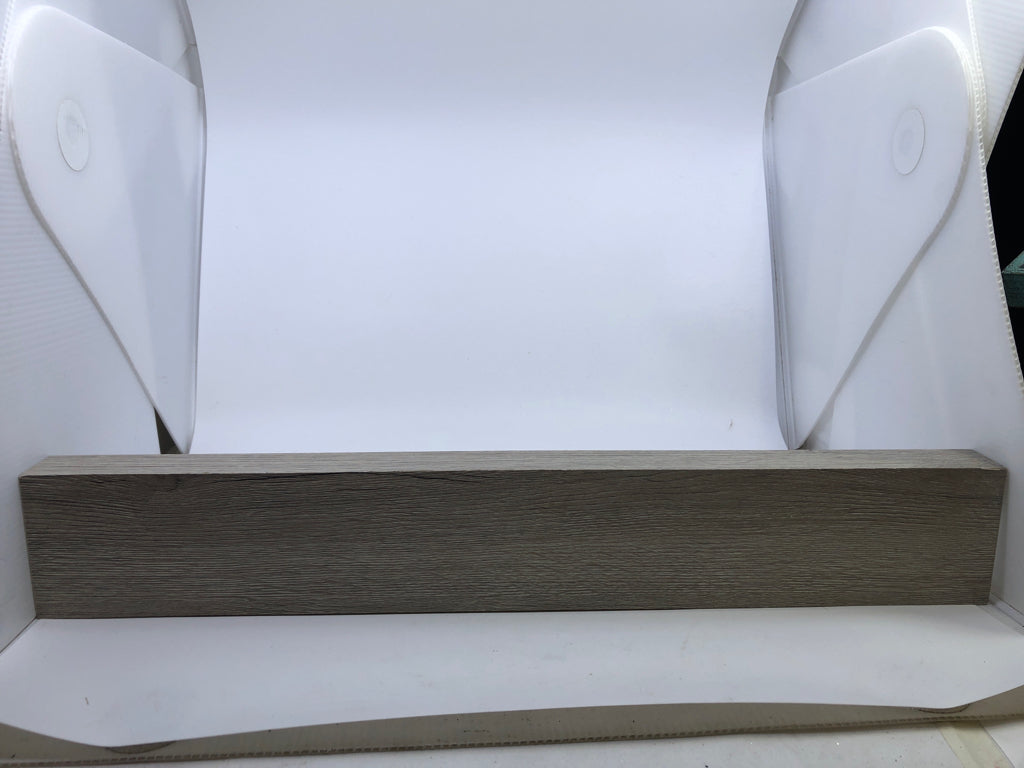 GREY WALL HANGING SHELF.