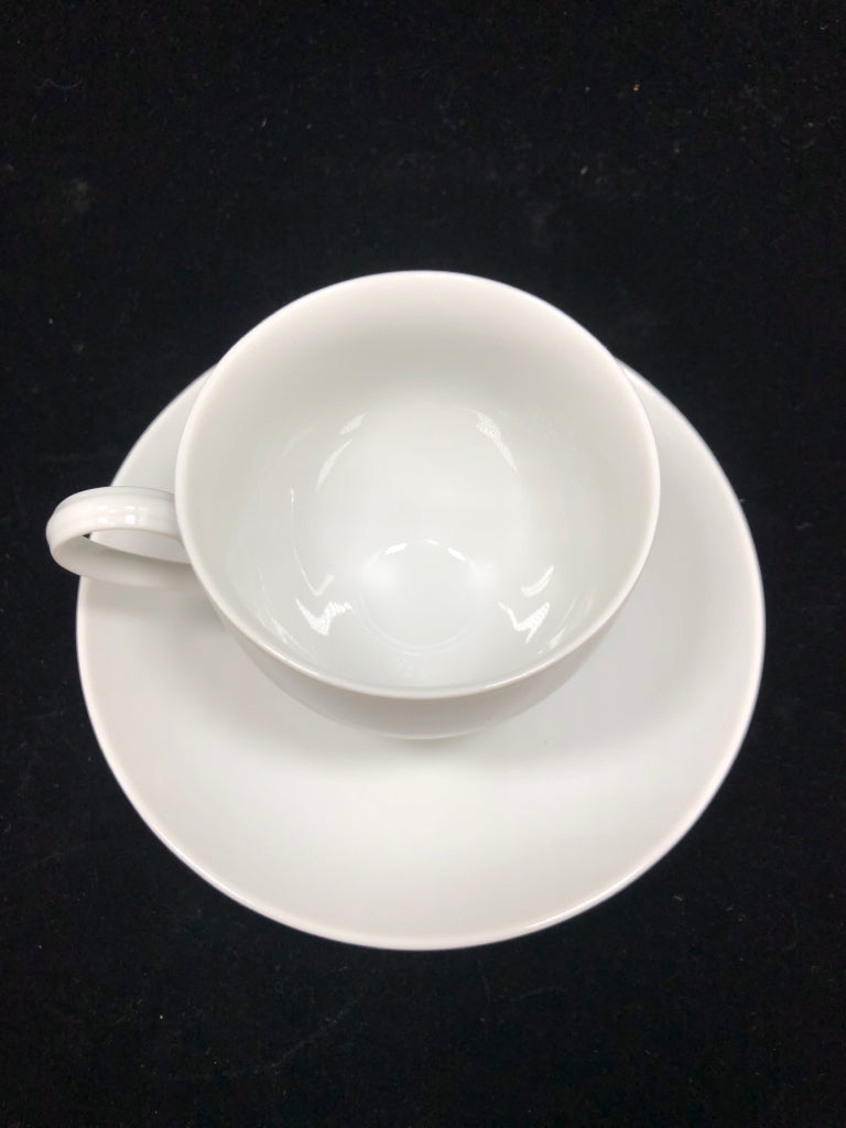 WHITE MIKASA TEA CUP W/SAUCER.