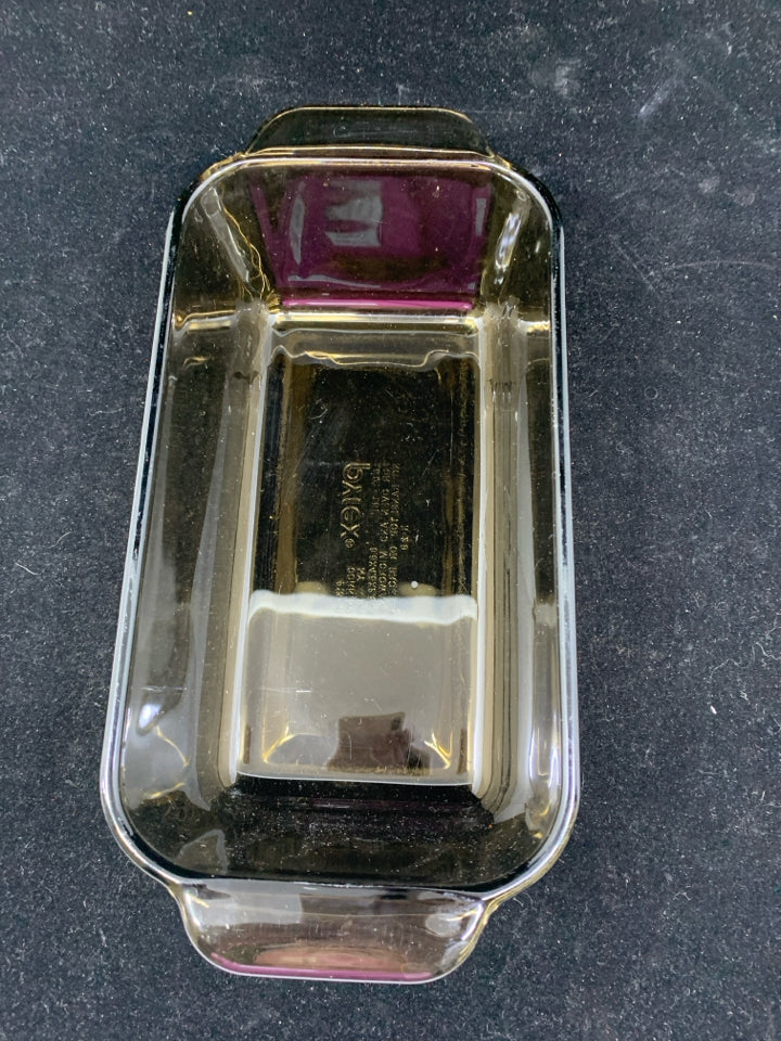 AMBER PYREX GLASS LOAF PAN.