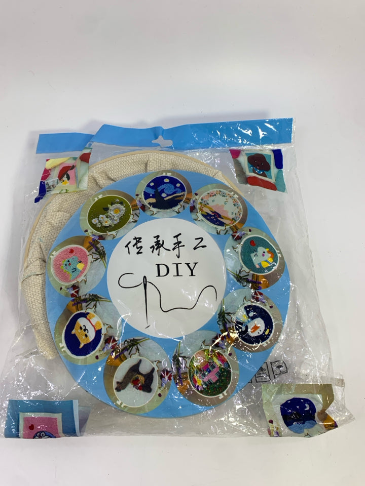 NIP OWL CROSS STITCH KIT.