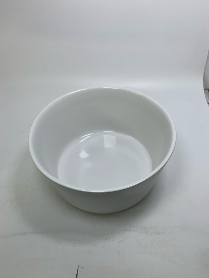 LARGE WHITE SERVING BOWL.