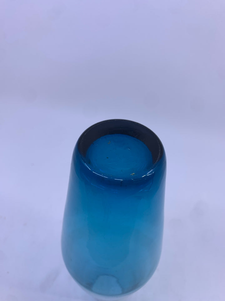 LIGHT BLUE VASE.