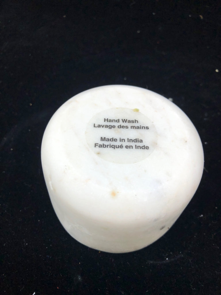 SMALL WHITE MARBLE MORTAR & PESTLE W/ IRIDESCENT SHELL RIM.