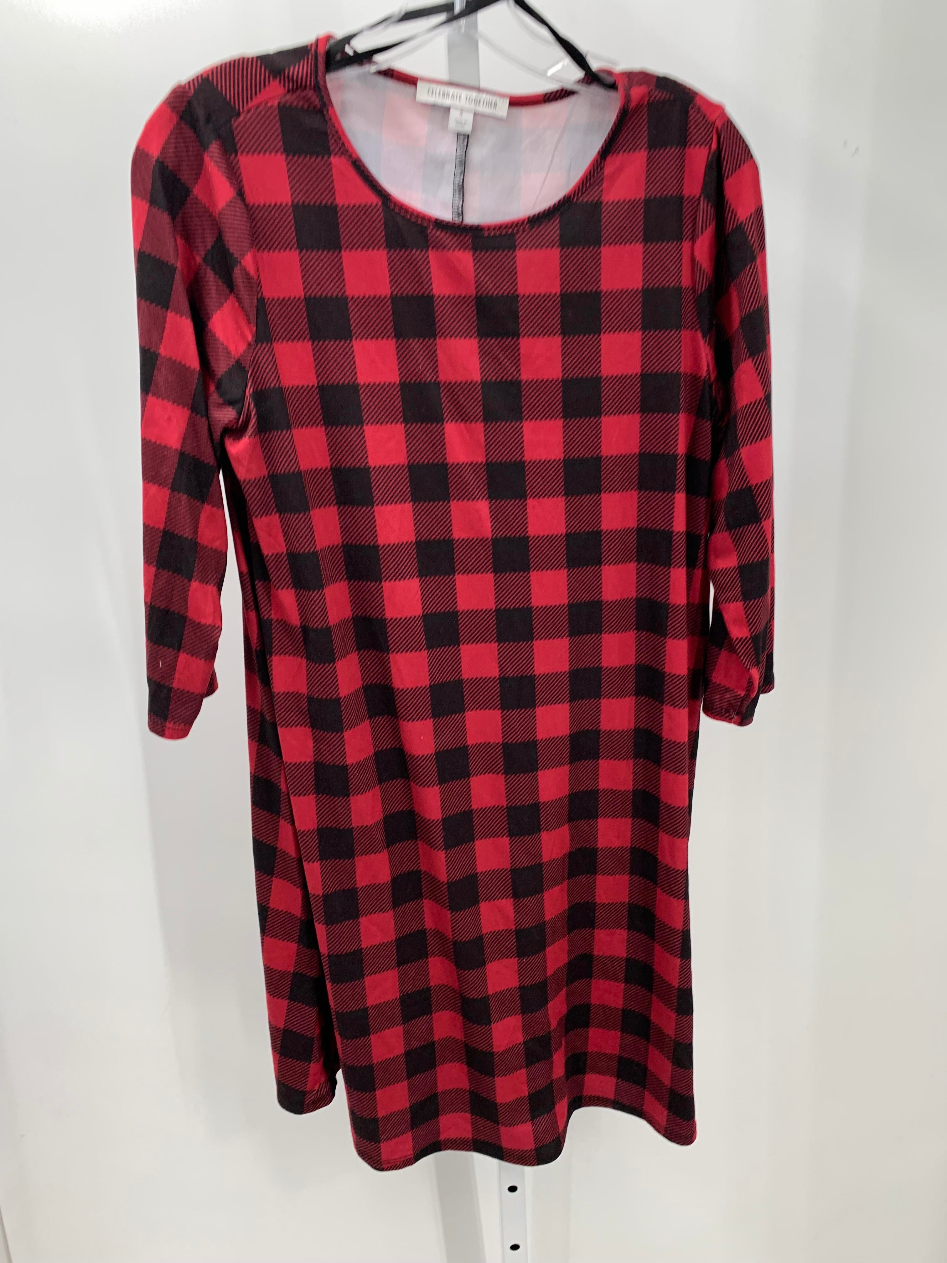 Size Small Misses 3/4 Sleeve Dress