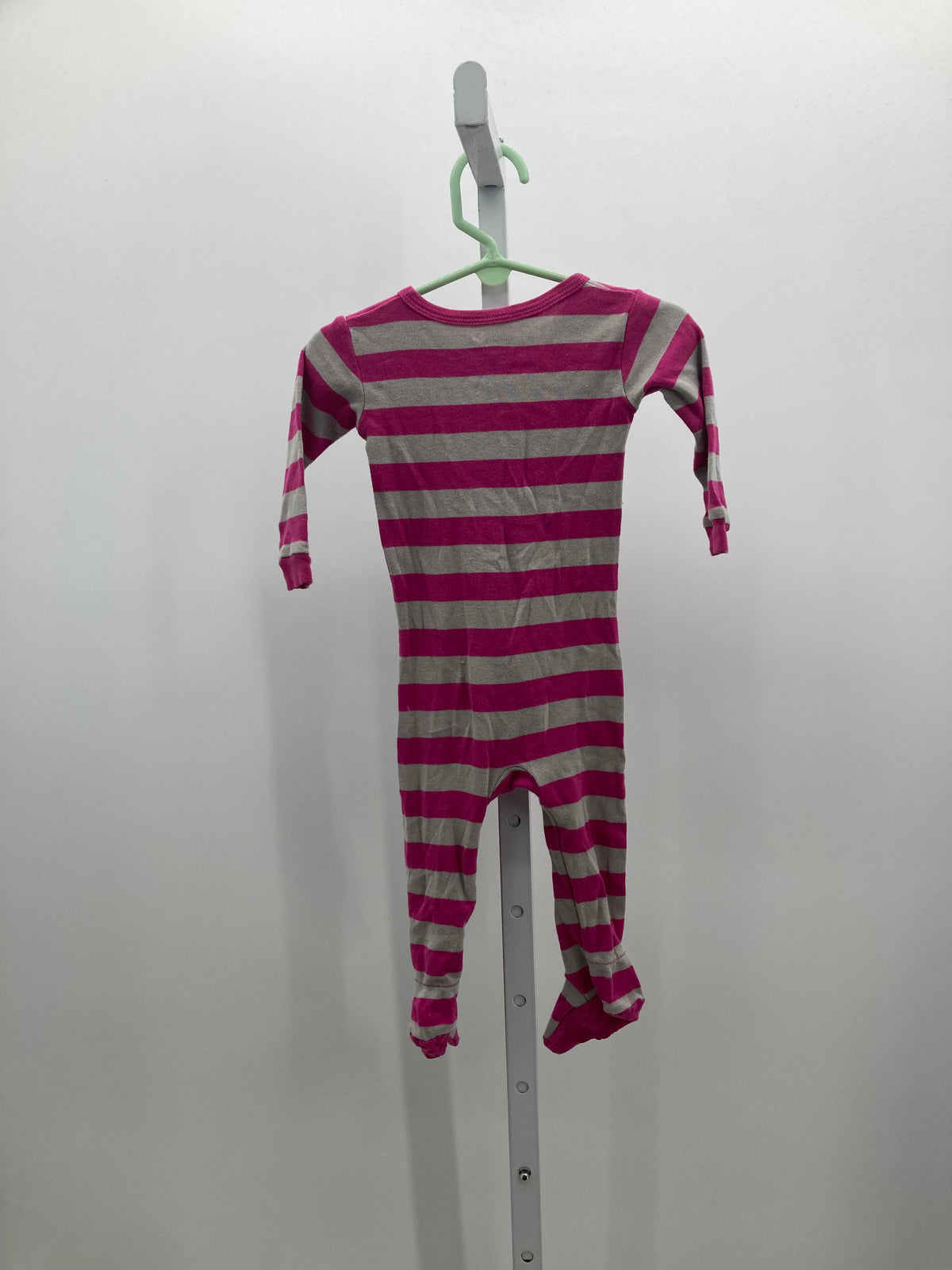 Leveret Size 6-12 mon Girls Sleeper