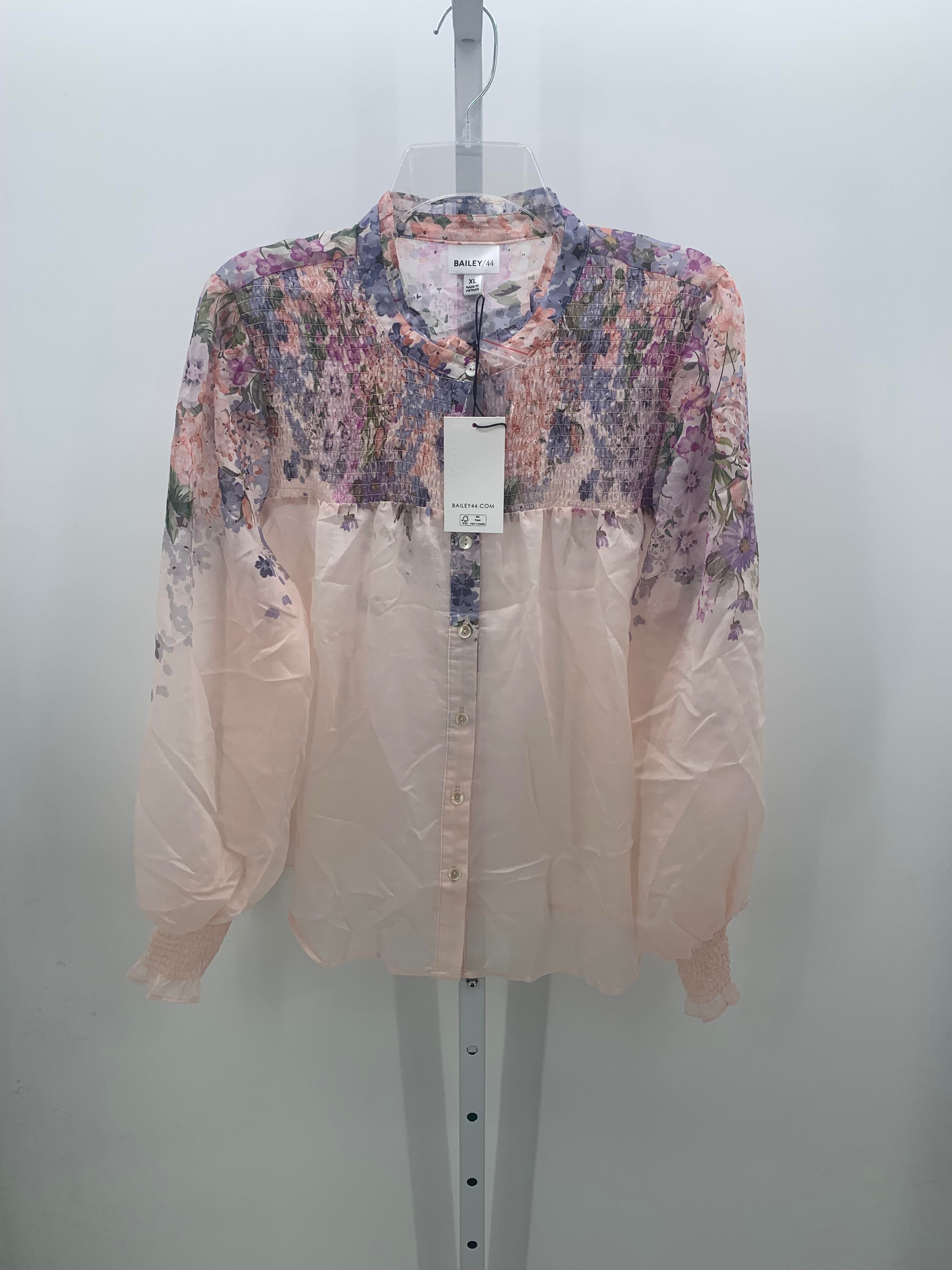 Size Extra Large Misses Long Sleeve Shirt