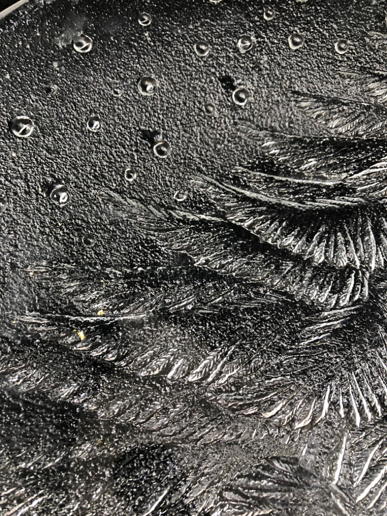 CLEAR TREE AND SNOW SERVING PLATTER.