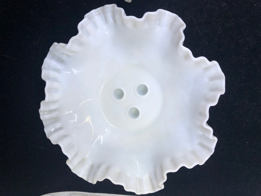 VTG MILK GLASS DIAMOND PATTERN 3PC HORN EPERGNE.