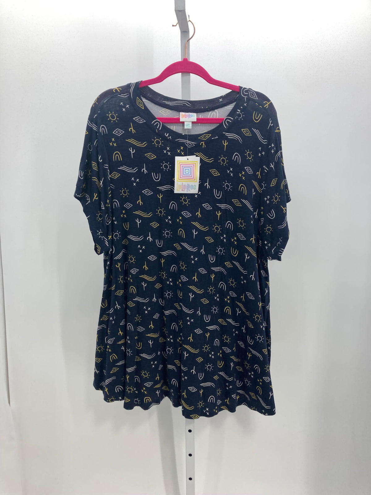 Lularoe Size 2X Womens Short Sleeve Shirt