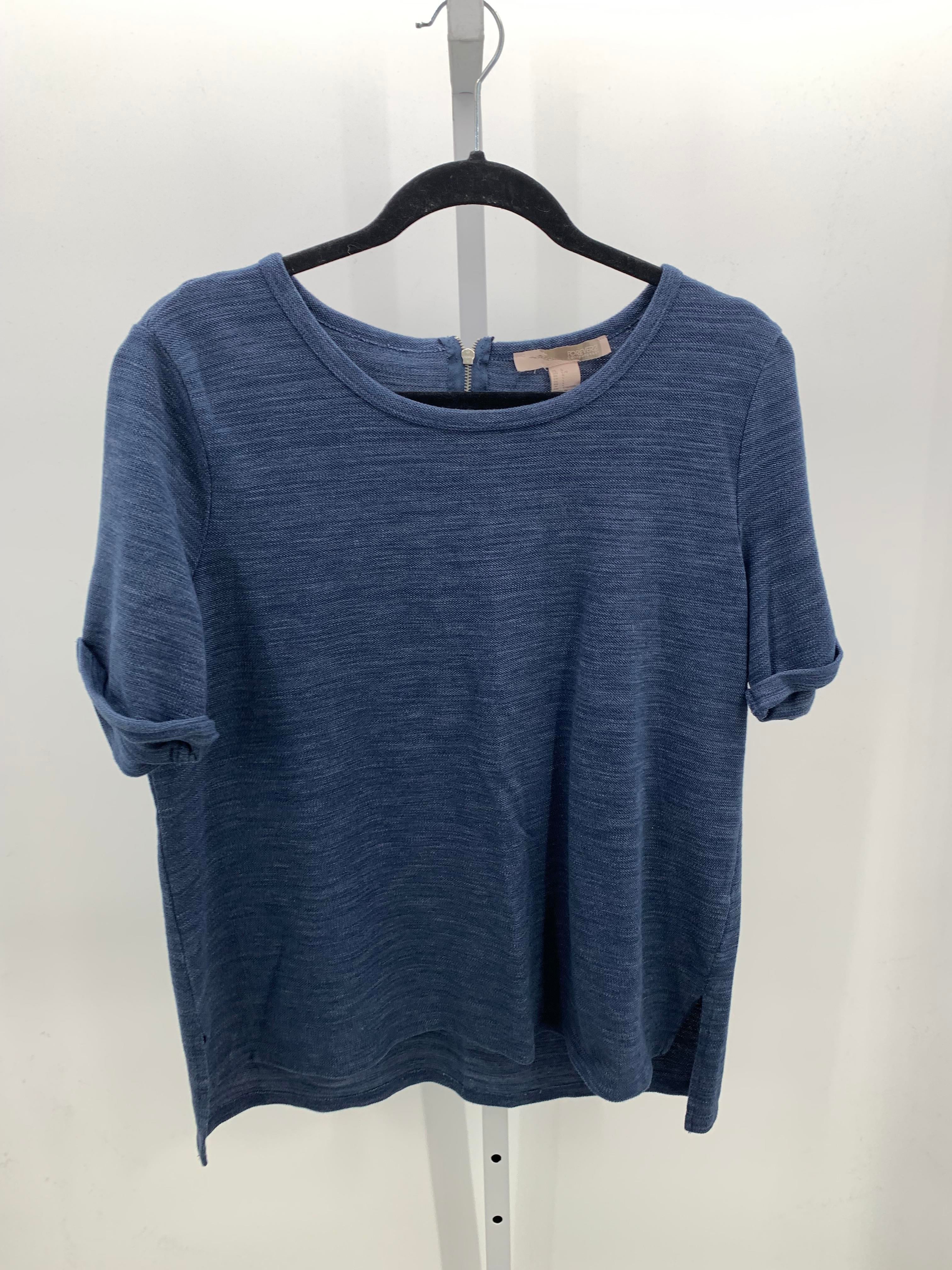 Forever 21 Size Large Juniors Short Sleeve Shirt