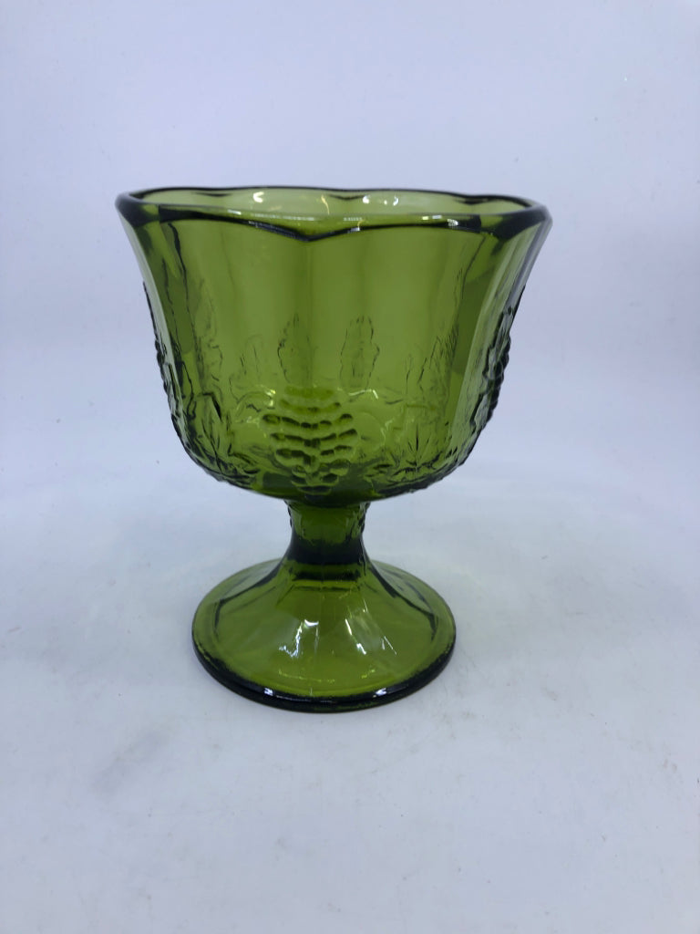 VTG EMBOSSED GRAPES GREEN FOOTED CANDY DISH/ PLANTER.