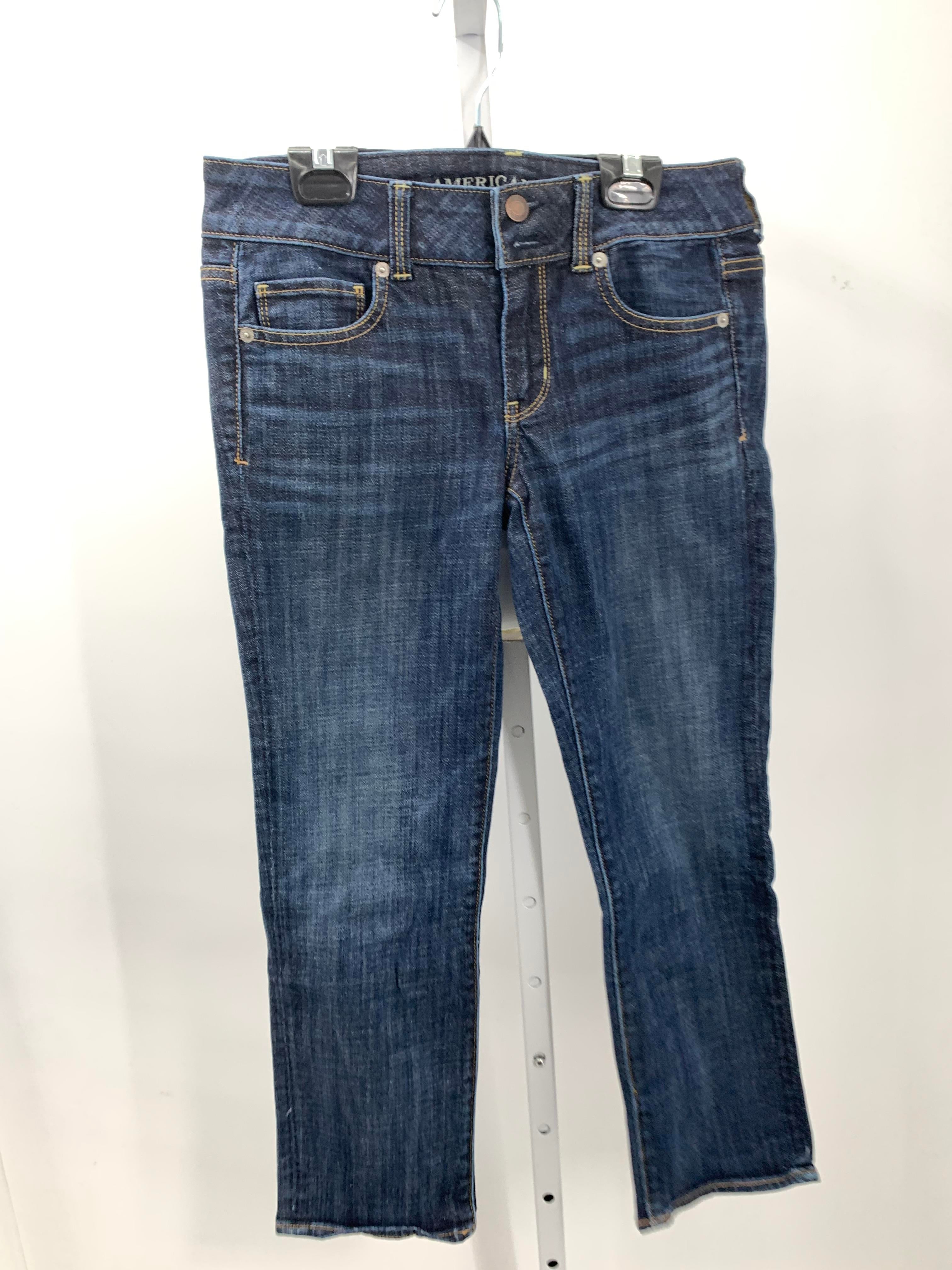 American Eagle Size 4 Juniors Cropped