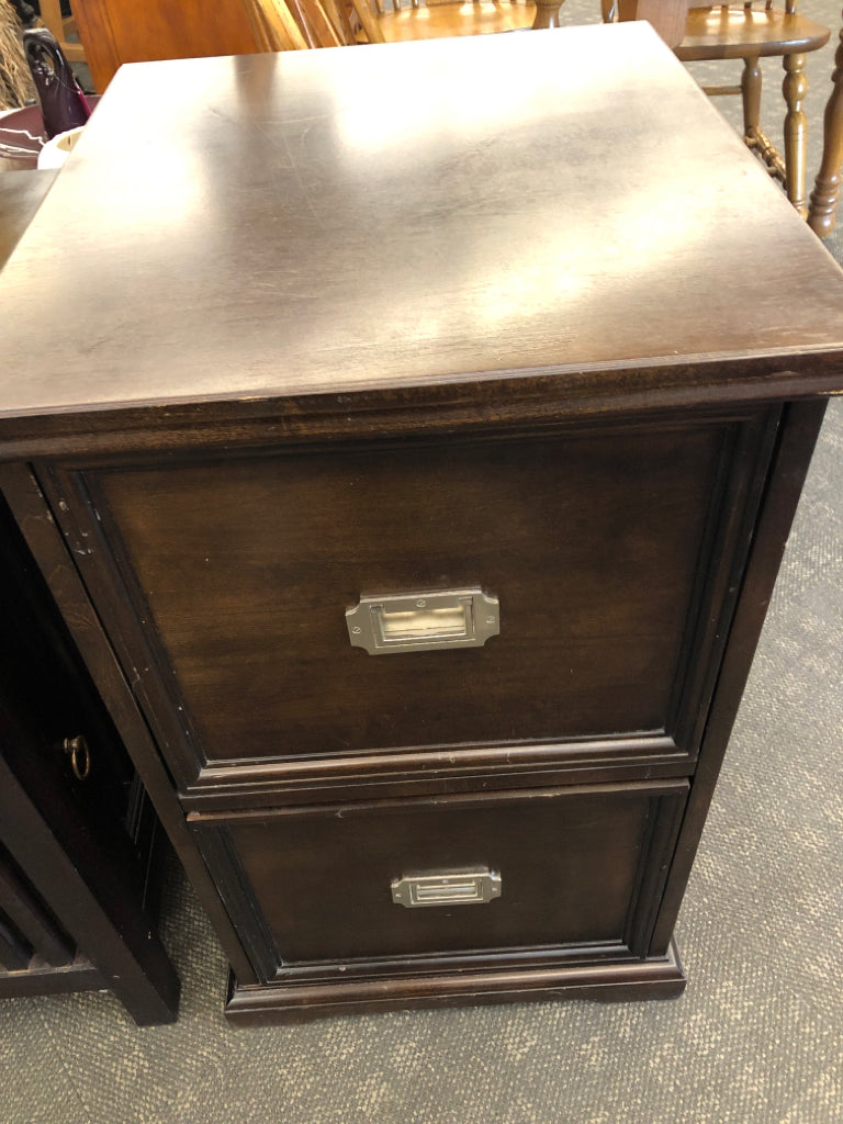 DARK WOOD 2 DRAWER FILING CABINET.