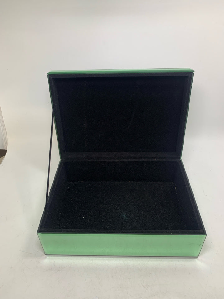 GLASS MIRRORED BOX W/ BLACK GEOMETRIC PATTERNED TOP.