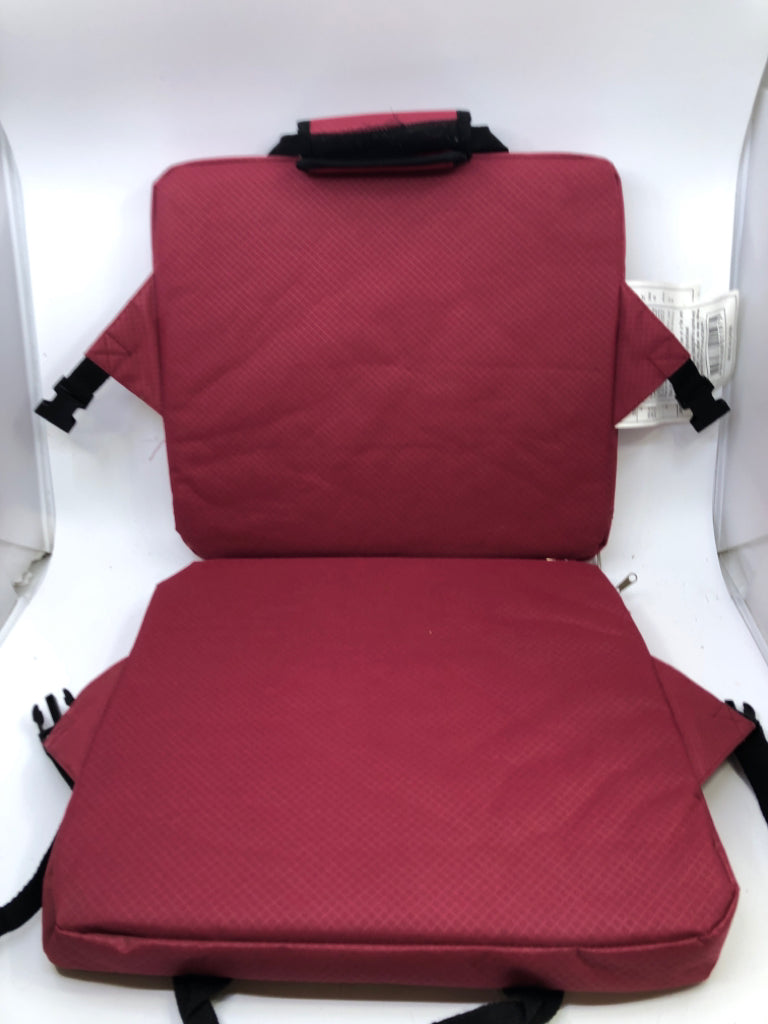 RED STADIUM CUSHION.