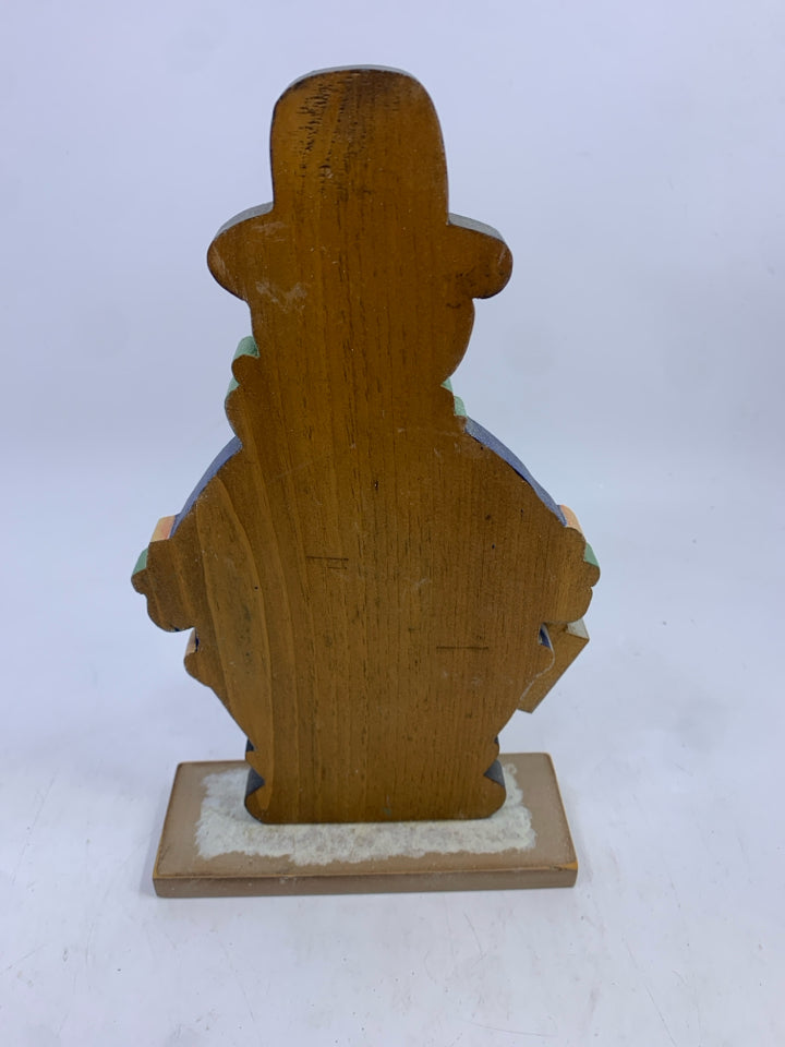 WOOD SNOWMAN BLUE COAT CANDY CANE "LET IT SNOW".