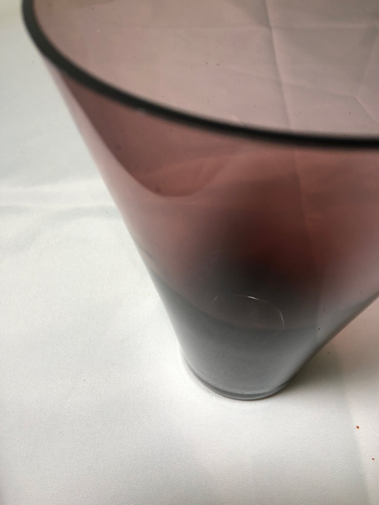 DARK PURPLE GLASS VASE W/ FLARED TOP.