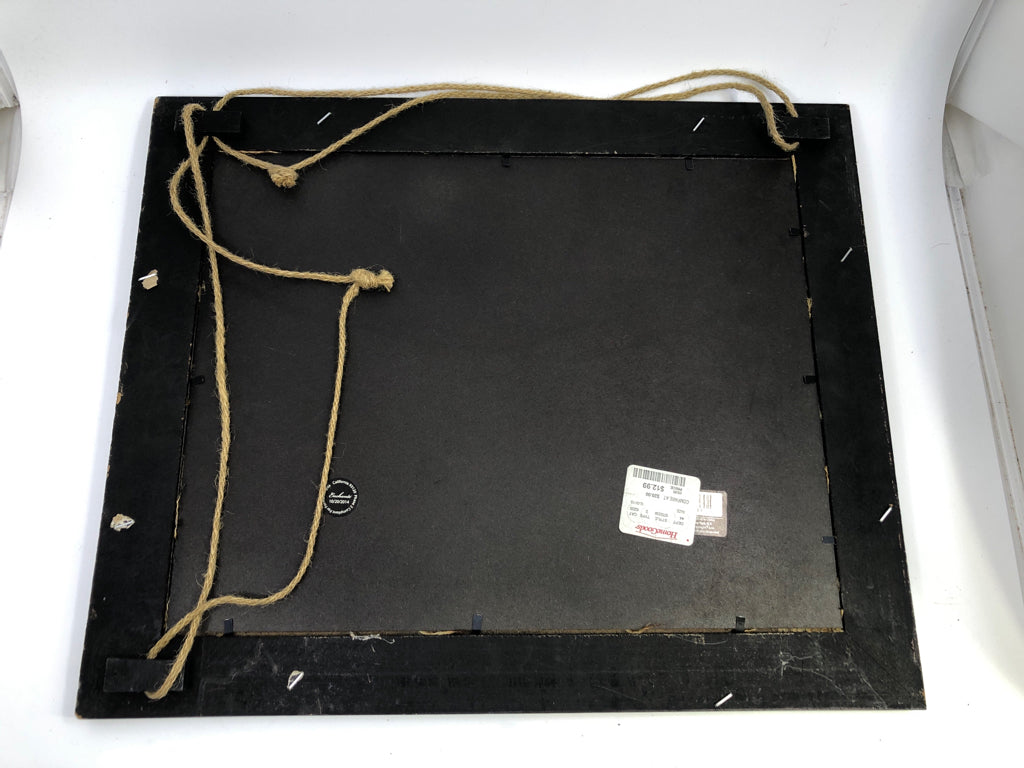 GREY FRAME W/ BURLAP CENTER MEMO BOARD.