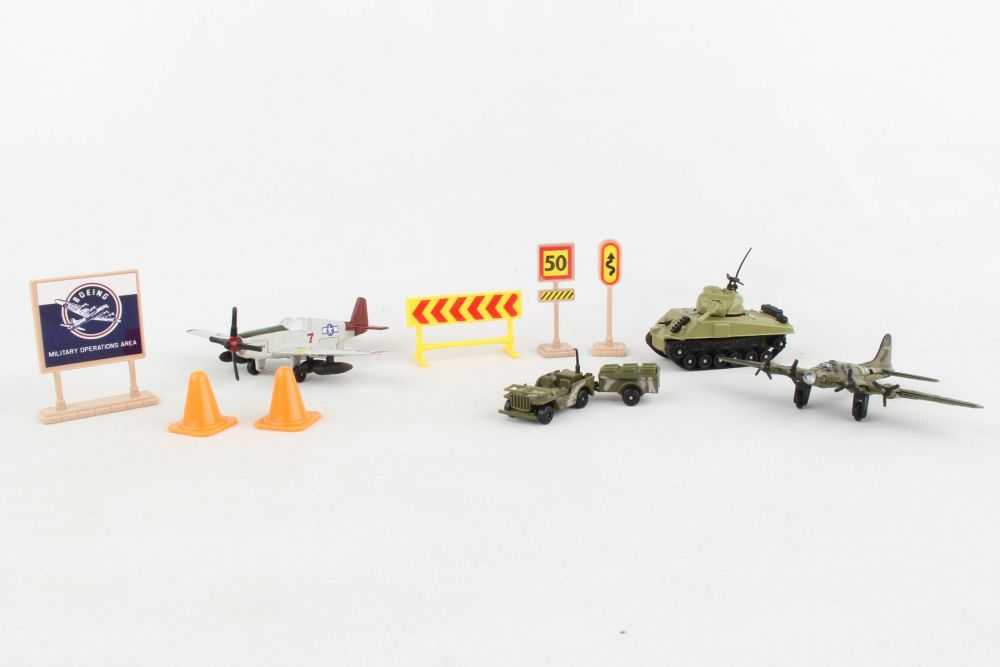 New - Boeing WWII Playset.